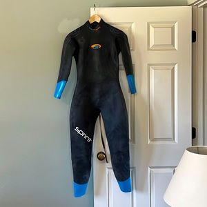 Women’s wetsuit